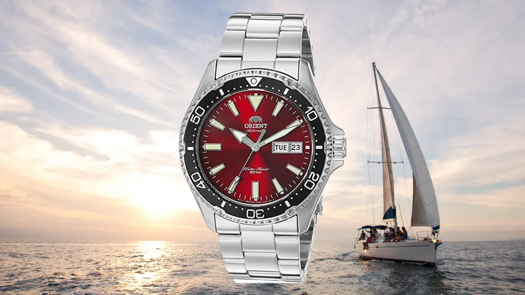 Montre automatique 2026 Orient Kamasu rouge, montre de plongée robuste avec bracelet acier.